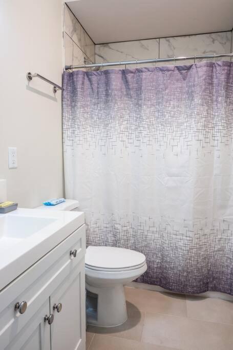 Inn With Large Balcony- Gateway *